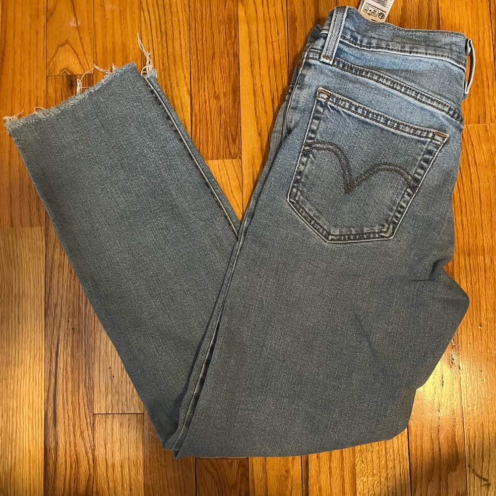 Levi's Blue Ankle Cropped Jeans
